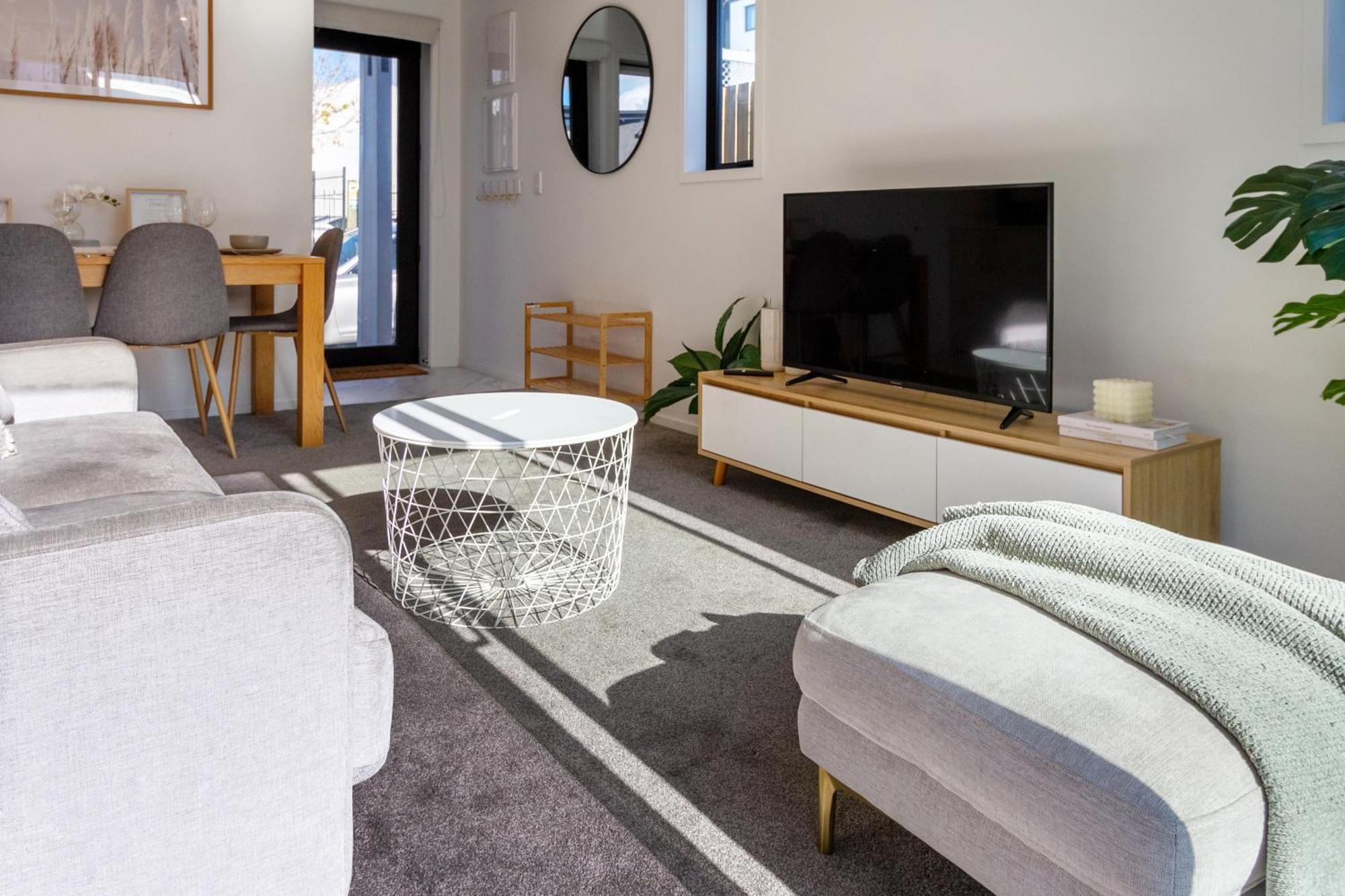 Stadium - Cbd Apartment *